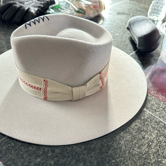 Stetson White Hat with Blue and Red Stitching - Picture 2 of 7